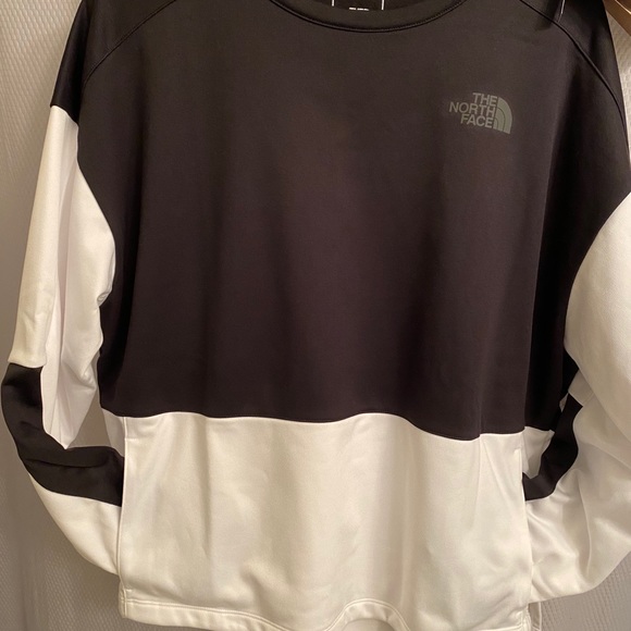 Brand New North face Sweater Shirt - Picture 5 of 8